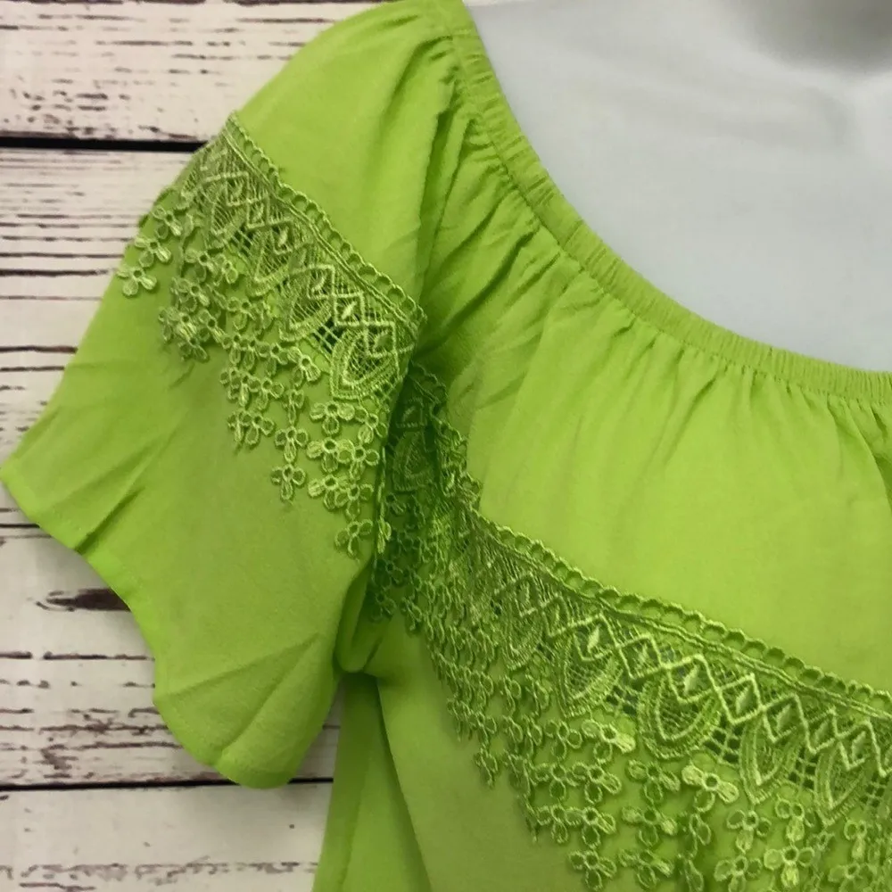 Lucky too lime green crochet detail over shoulder‎ women's size M Medium - Image 3