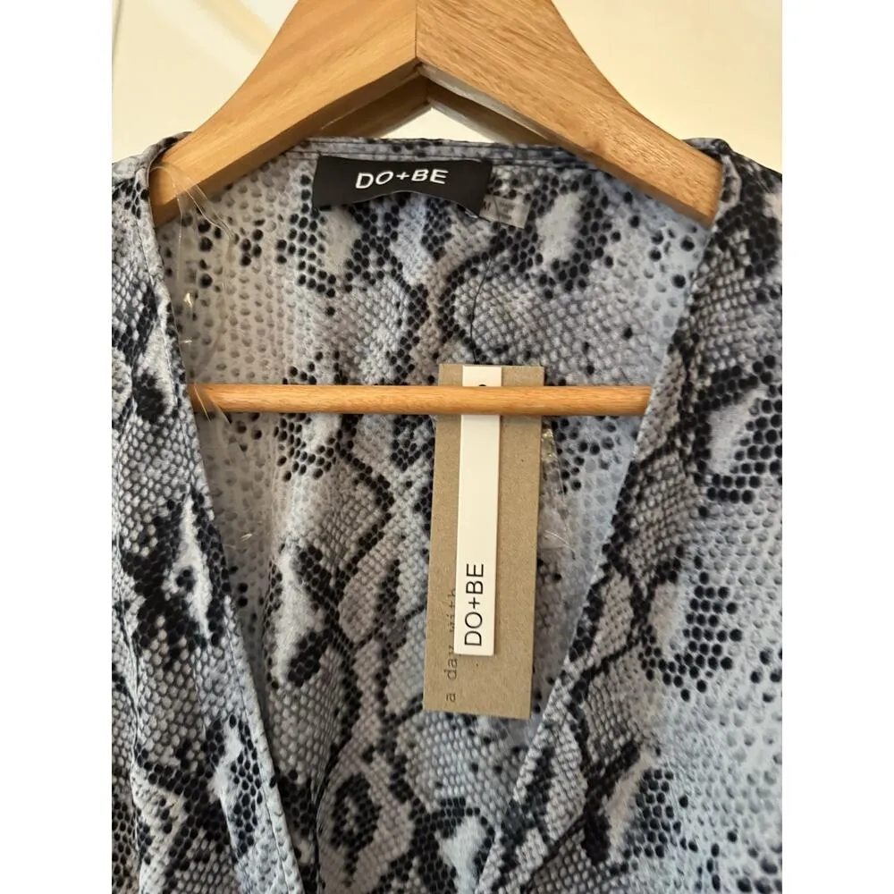 Do + Be Snake Print Crop Blouse Long Sleeve Top M - Image 3