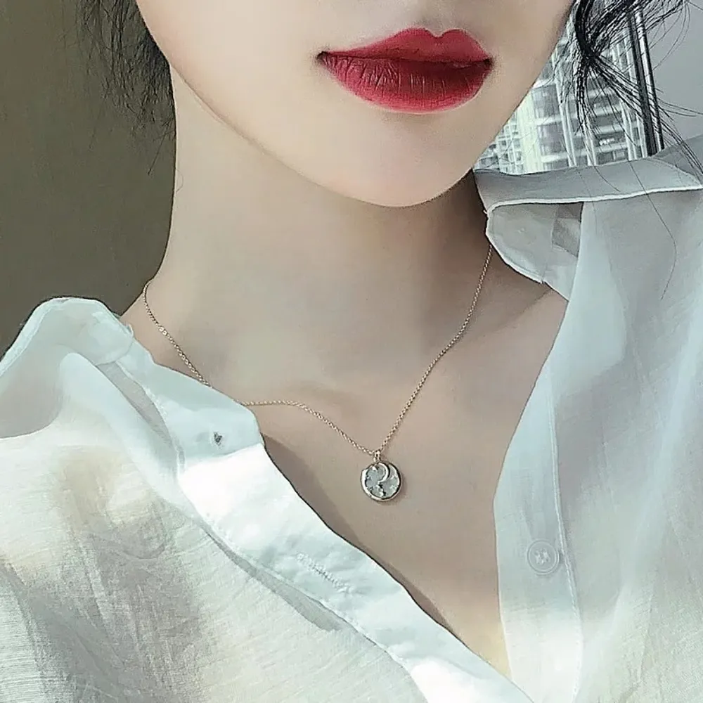 NEW 14k‎ Gold-Plated Moon & Star Pendant Necklace - Image 3