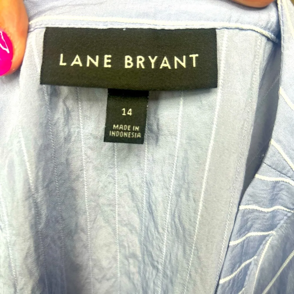 Lane Bryant Size 14 Blue and White Striped Blouse Capped Ruffle Sleeve Vneck - Image 3