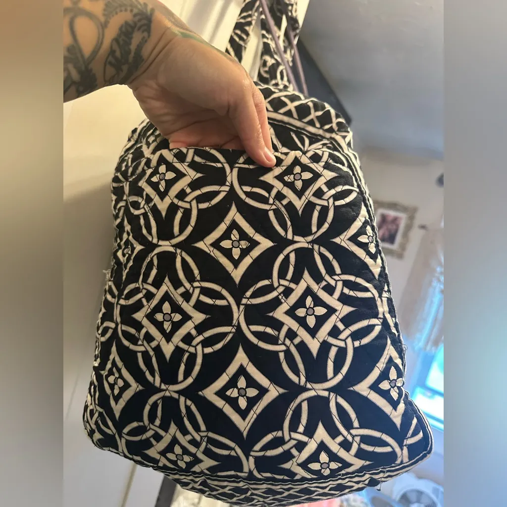 Vera Bradley Travel Large Duffel Bag- Black White Concerto Pattern. - Image 3