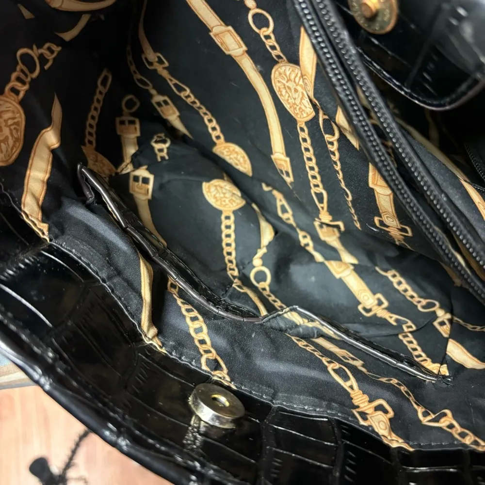 Anne Klein COPY -  Black Faux Crocodile Pattern Glazed Faux Leather Large Tote - Image 6