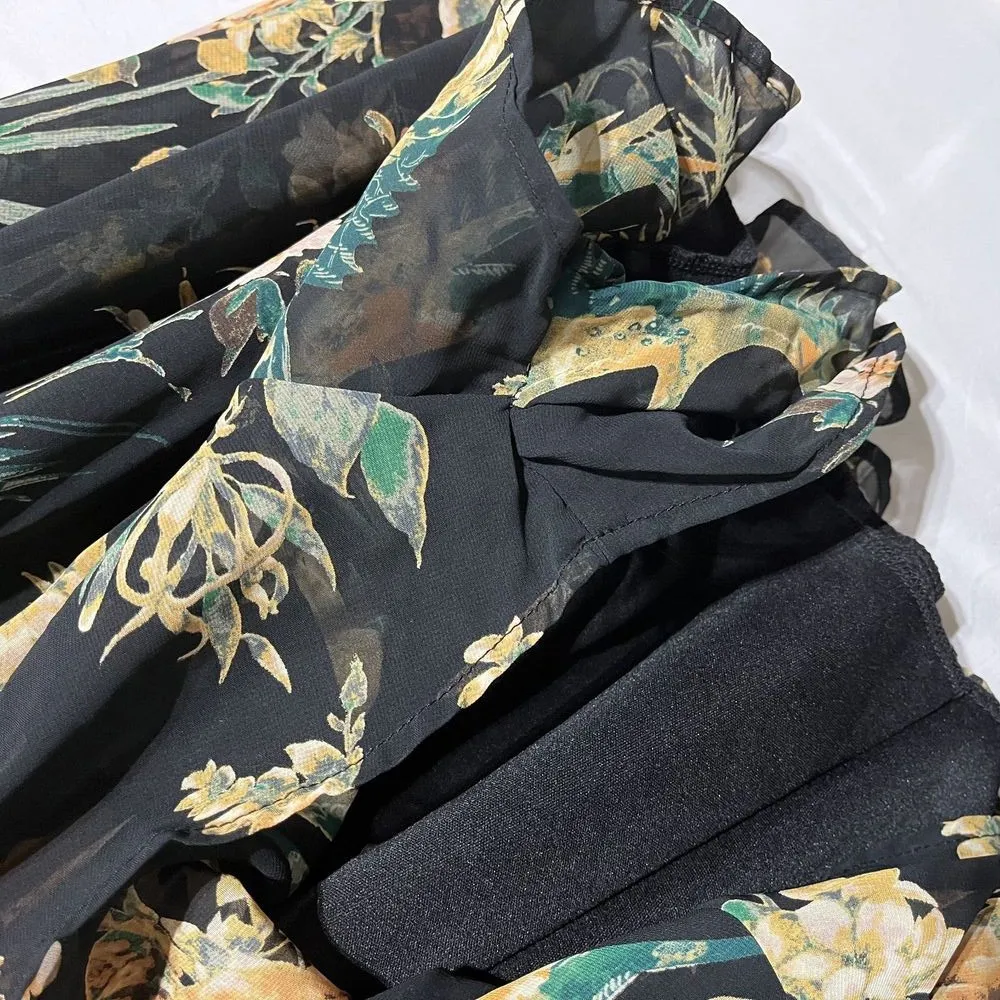 Final Touch Romper Women's Medium Black Floral‎ Sheer Surplice Neck Long Sleeve - Image 6