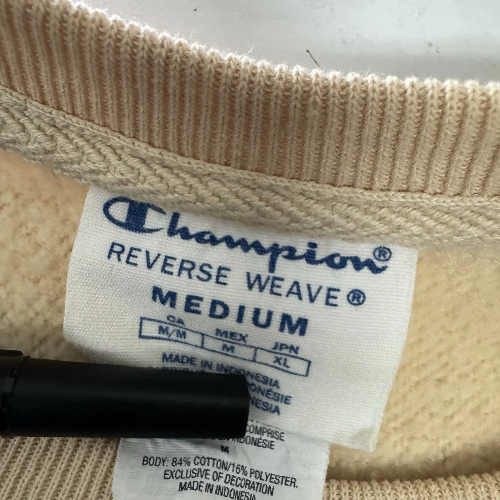 Champion Reverse Weave Sweatshirt Medium Crewneck Embroidered Logo‎ Beige Tan - Image 7