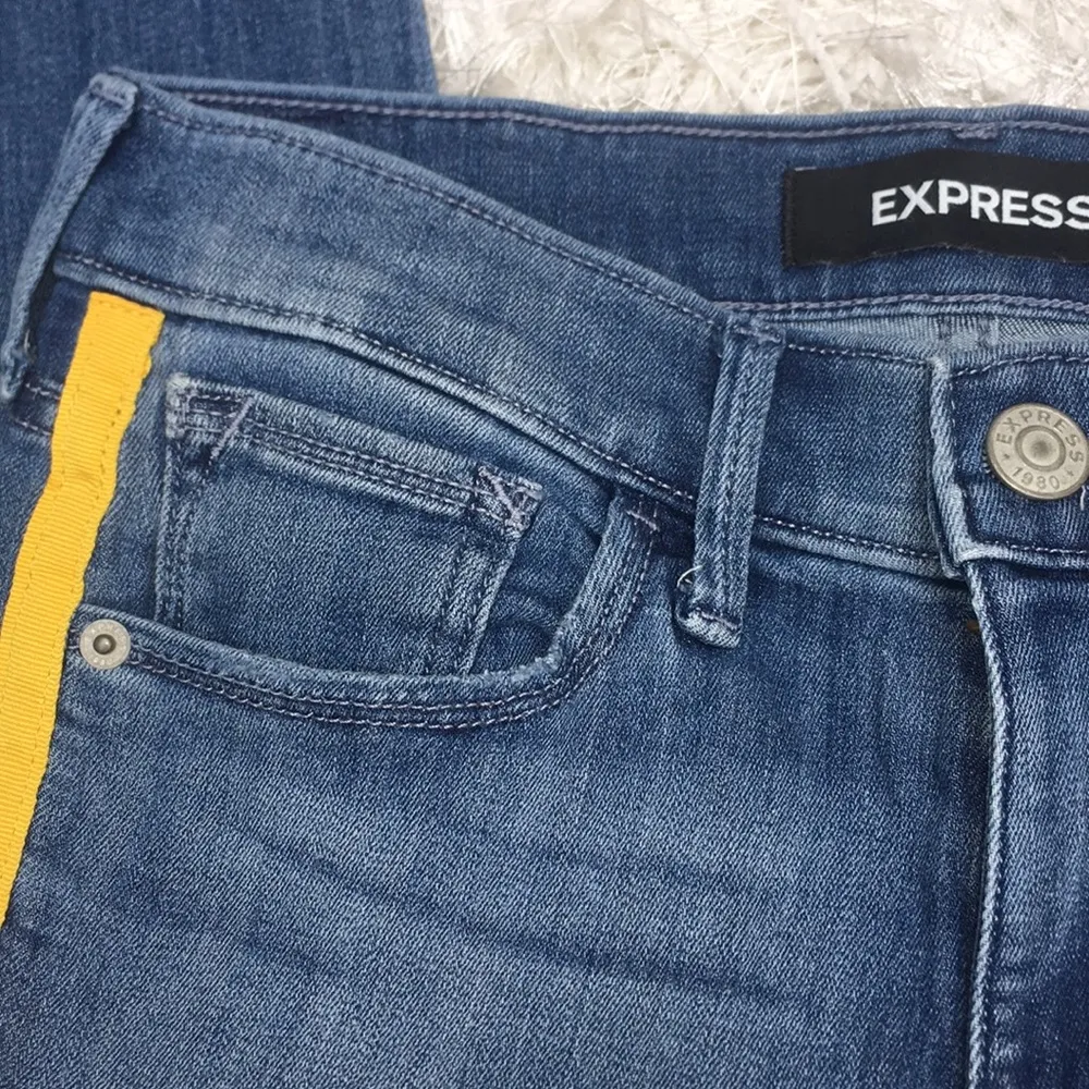 Express 5-pocket Stretch Mid Rise Denim Jean Legging with Yellow Ribbon Piping - Image 4
