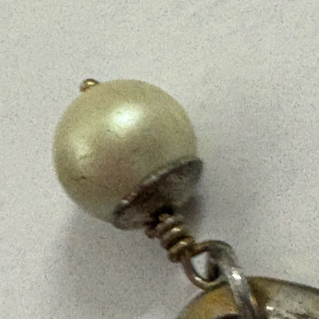 Vintage Juicy Couture Gold Tone Love  Heart Bracelet with Pearl Dangle Charm - Image 12