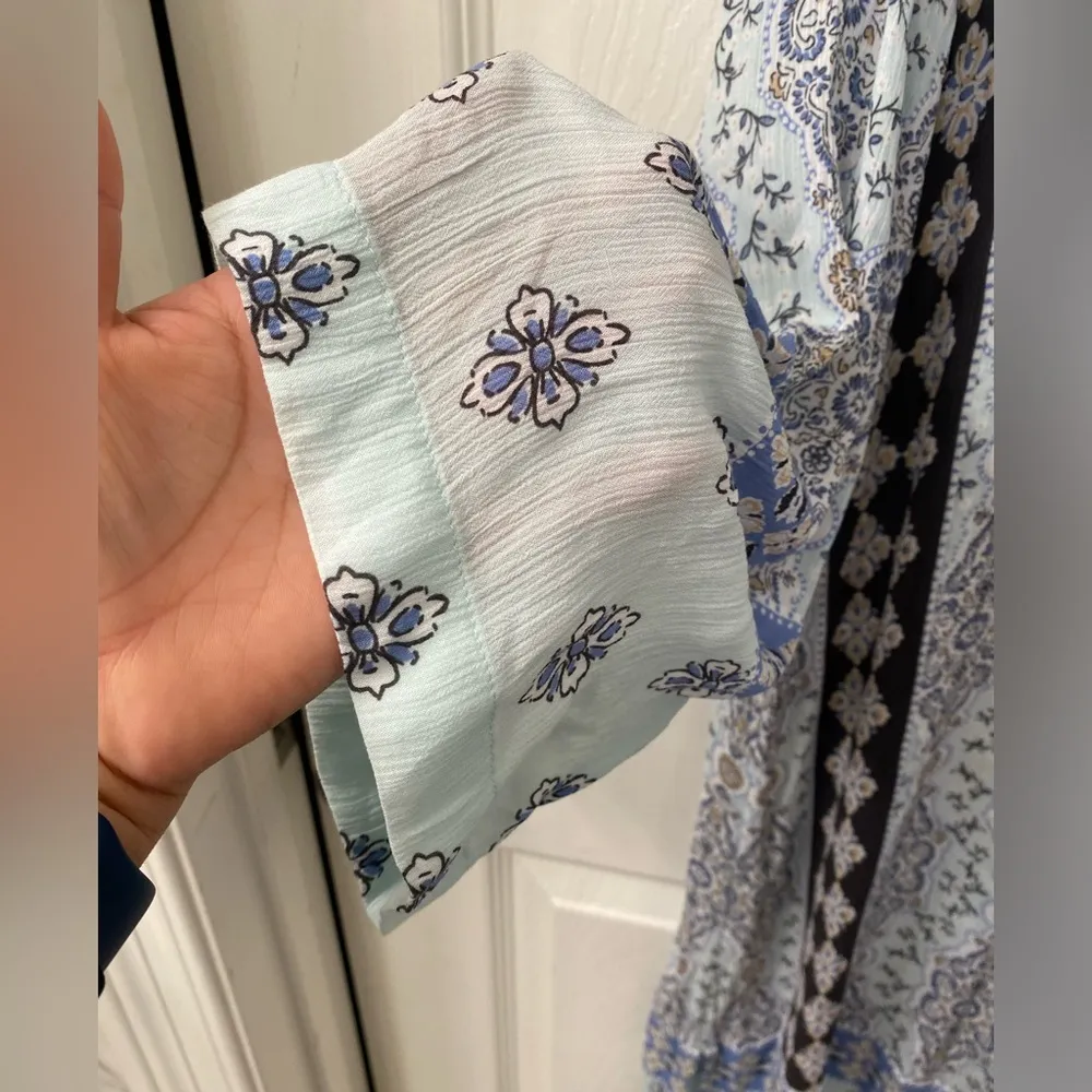 J.jill Blue and White Patterned Tunic Dress size medium - Image 4