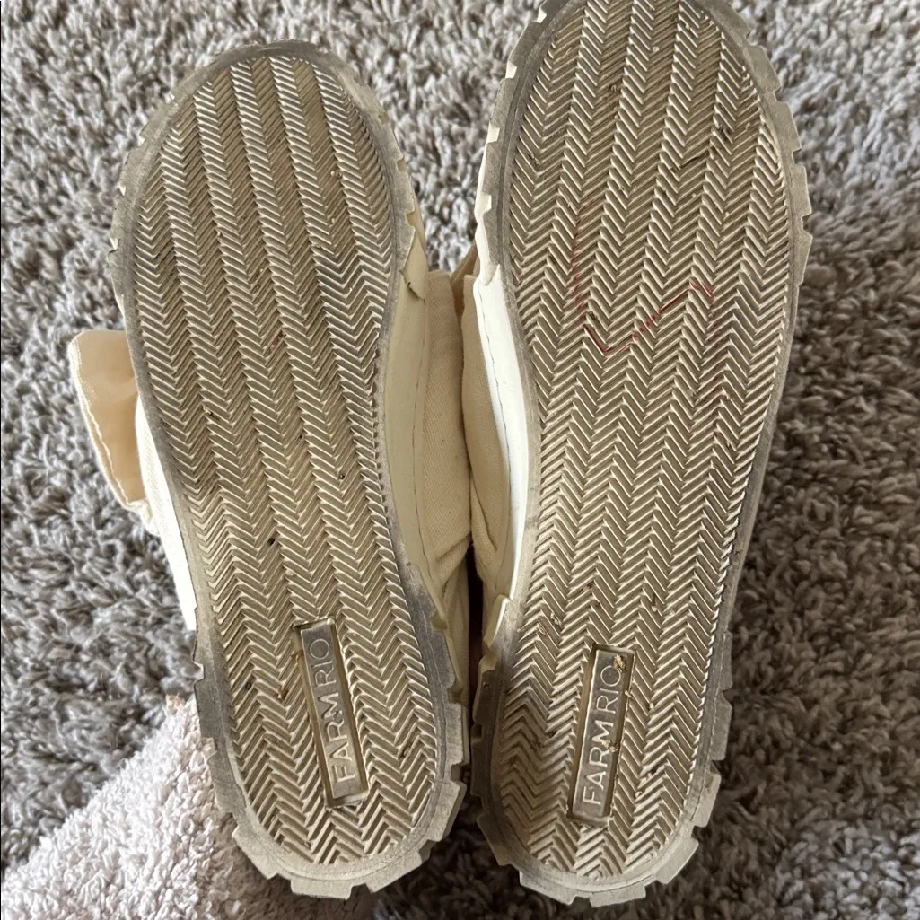 Farm Rio 7.5 Bow Mule Sneakers In Off White - Image 5