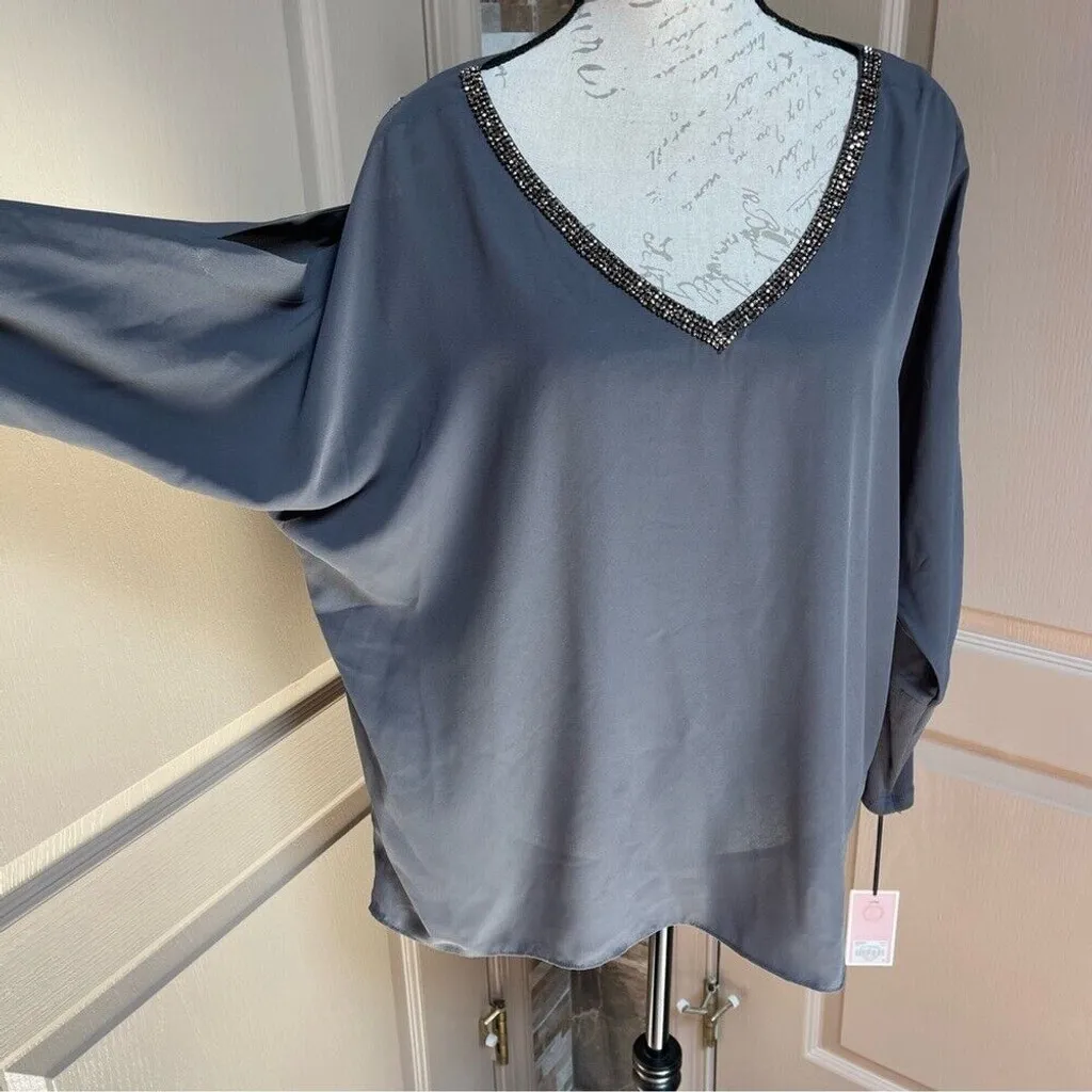 Juicy Couture Gray Shoulders Cut outs V-Neck Top with rhinestones Sz L - Image 7
