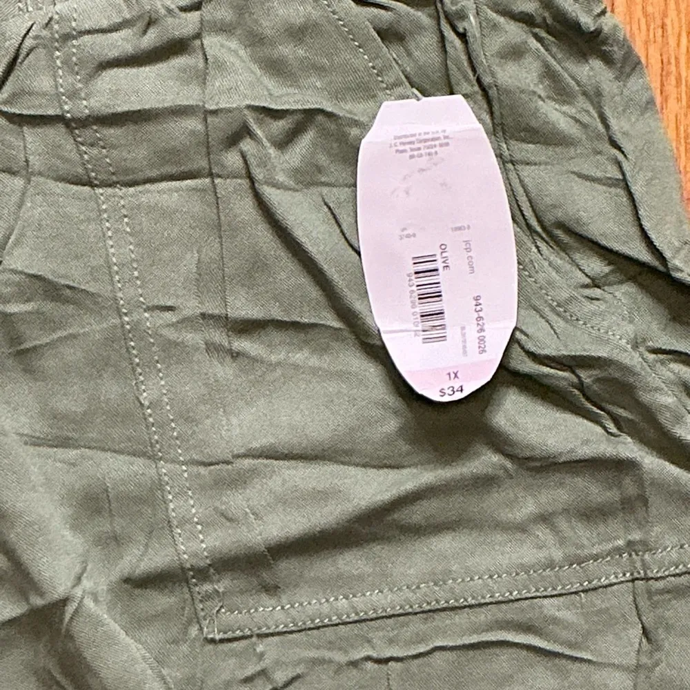 JCPenney Green Bermuda Shorts with Drawstring Waist Size 1X - Image 3