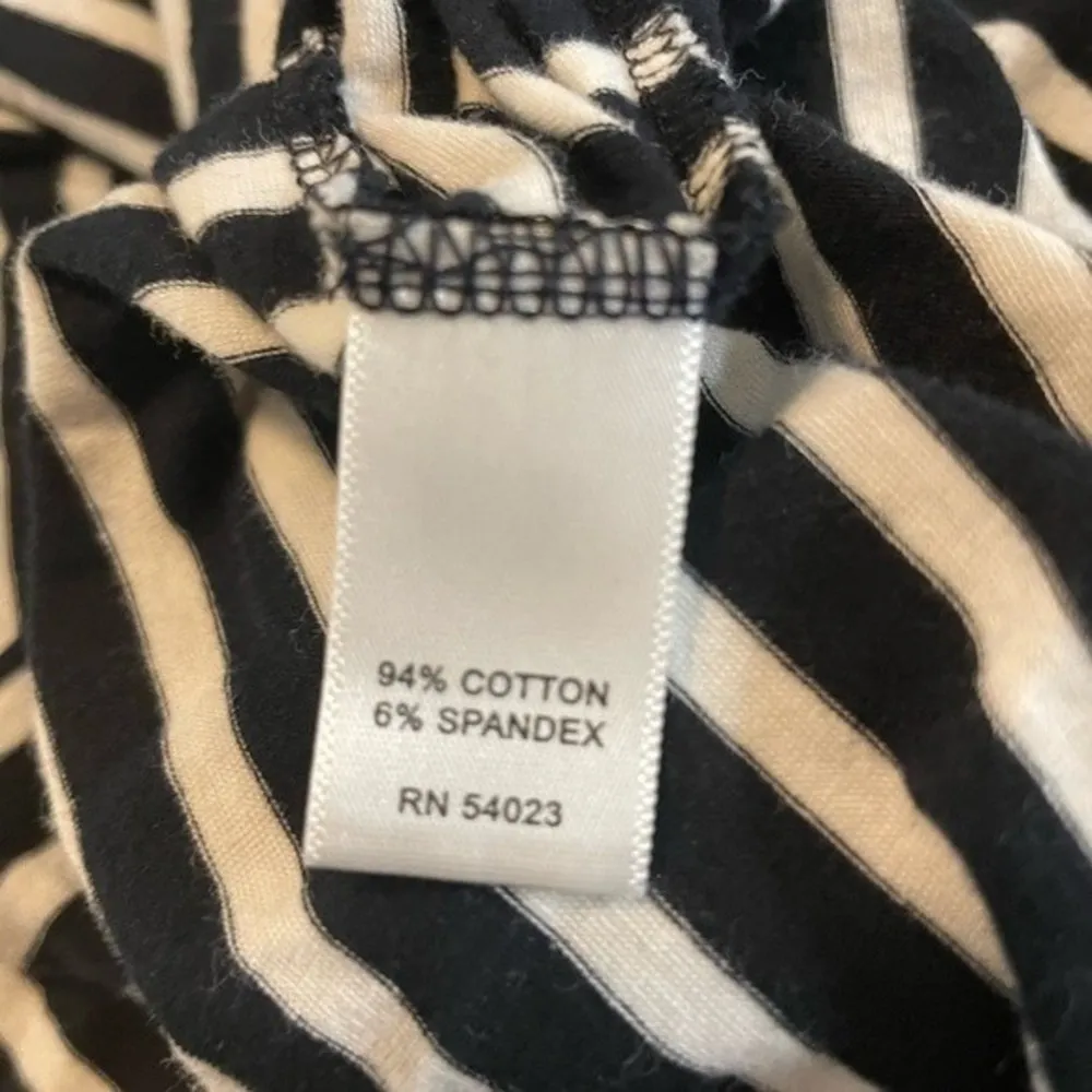 Banana Republic Women's Black/White Striped Long Sleeve Shirt Size Large - Image 5