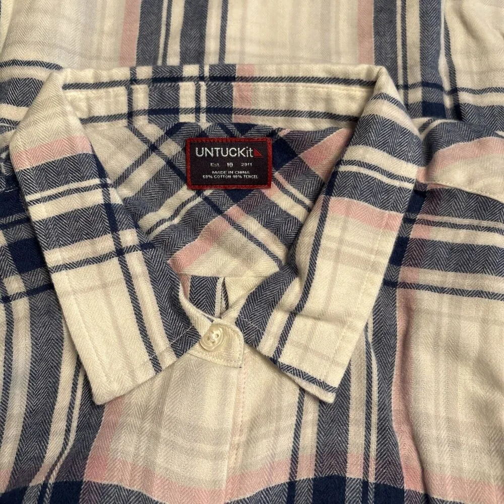UNTUCKit Women's De Toren Plaid Flannel Blue Pink White Shirt Size 10 NWOT - Image 3