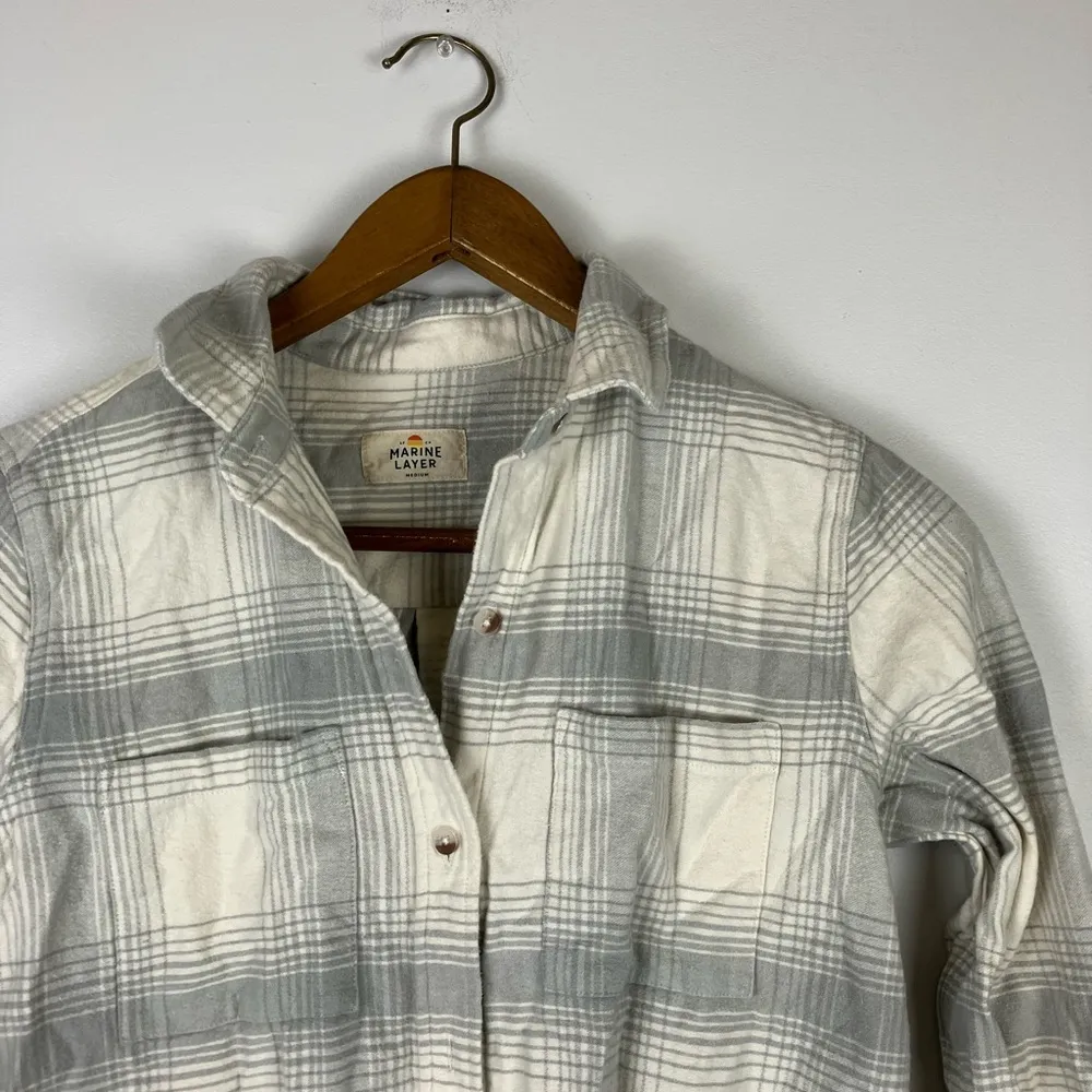 Marine Layer Gray Rose Overshirt Plaid Flannel Button Down Top - Image 5