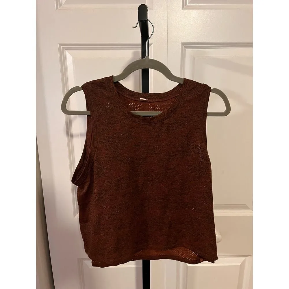 Lululemon Train to be tank - Women’s size 8 - Image 2