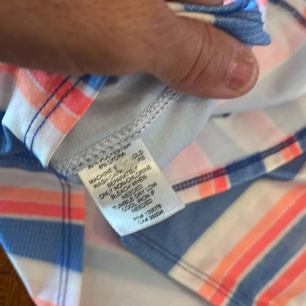 Lucky In Love UV protection long sleeve pullover size M - Image 7