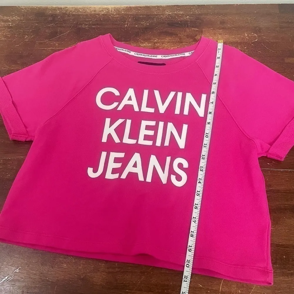 Calvin Klein Jeans Women’s Pink Barbiecore French Terry Crop Top - Size Small - Image 5