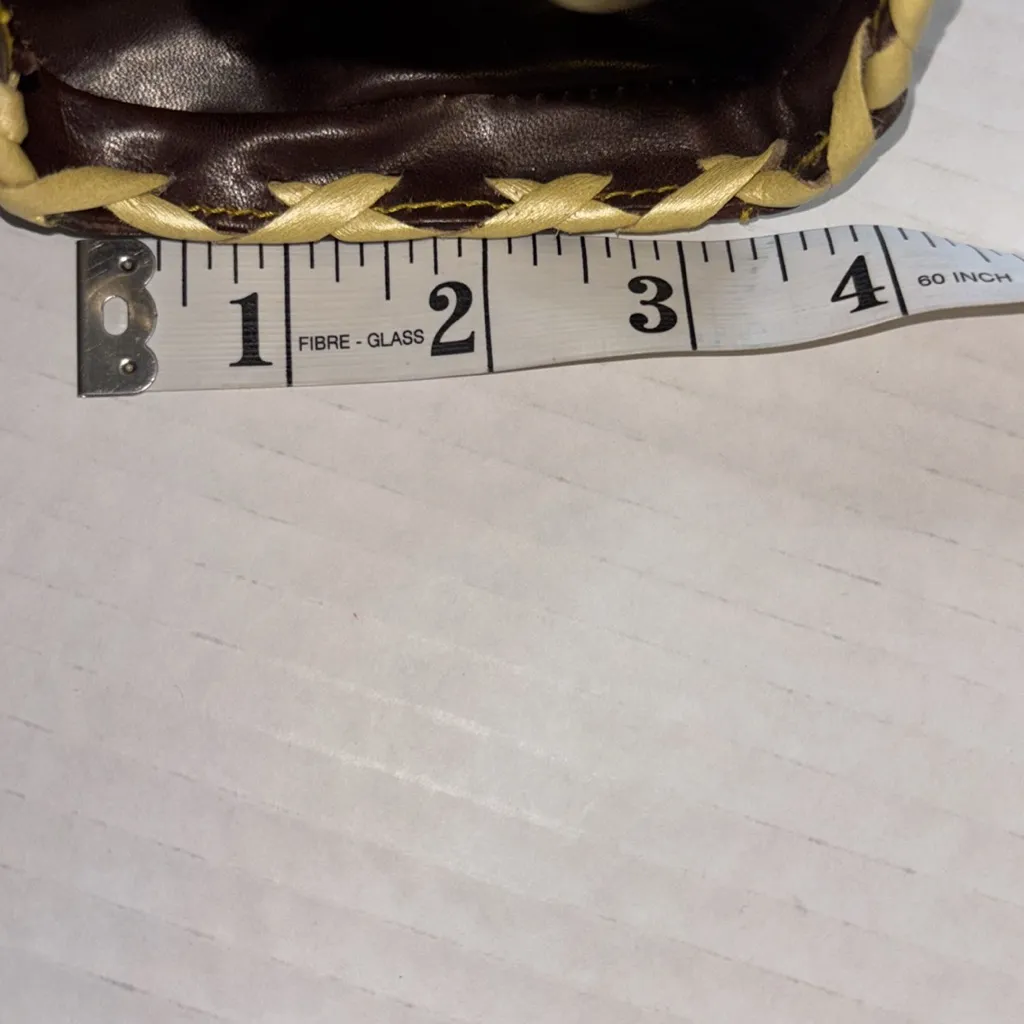 BROWN AND YELLOW LEATHER HAND BAG DETAILS ARE UNIQUE AND CHIC MADE IN PARAGUAY - Image 13