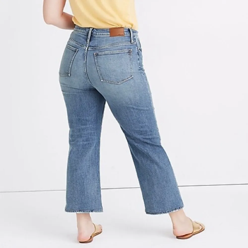 Madewell Slim Wide-Leg Crop Jeans in Reggie Wash Sz 36 - Image 12