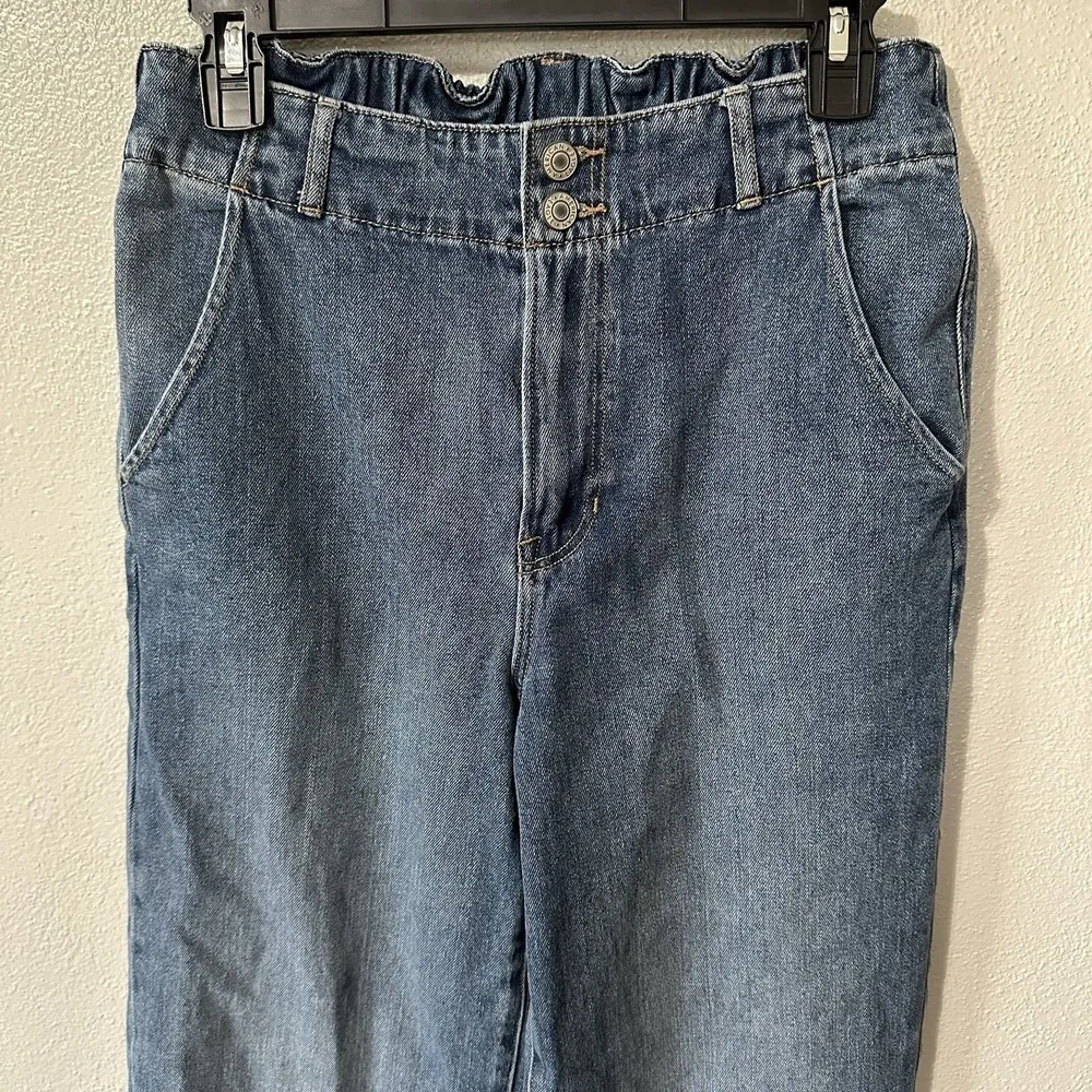 American Eagle Wide Leg Crop Jeans Women's Size 8XLong Medium Wash Elastic Waist - Image 2