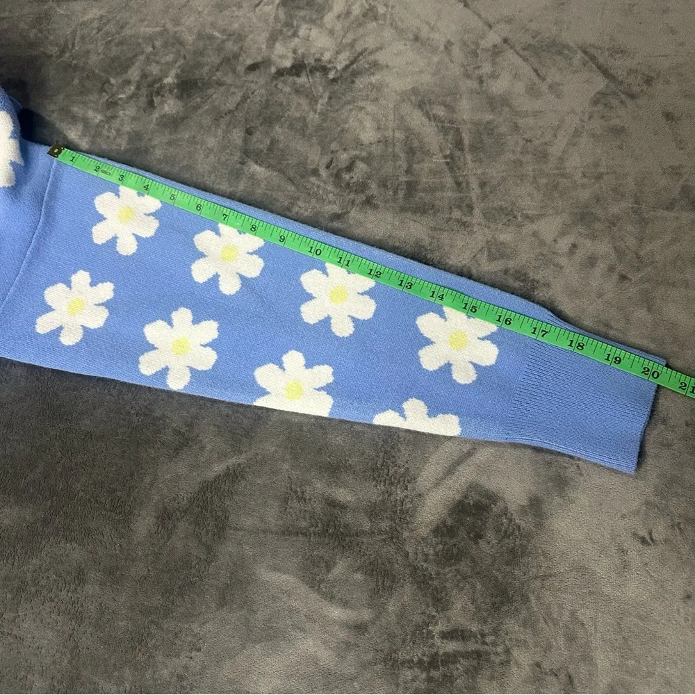 Willow and Wind Women's Sweater Cardigan Daisy Flower Design Size Large Blue - Image 13