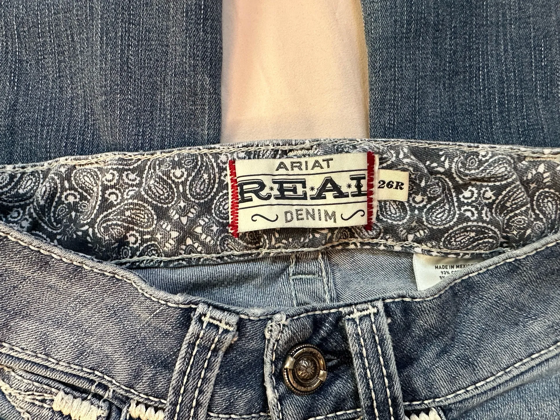 Ariat  Bootcut Jeans Mid-Rise - Image 2