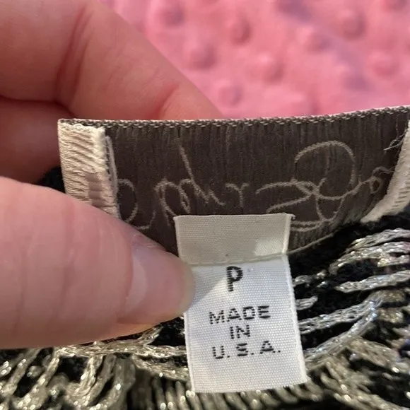 Vintage St. John Metallic Designer Sweater - Made in USA  Size XS - Image 4