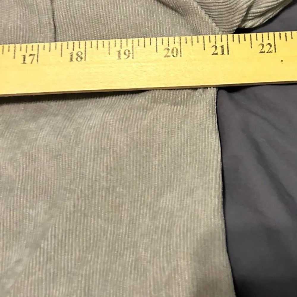 Shein beige grey and white long sleeve button down shirt size 14 - Image 8