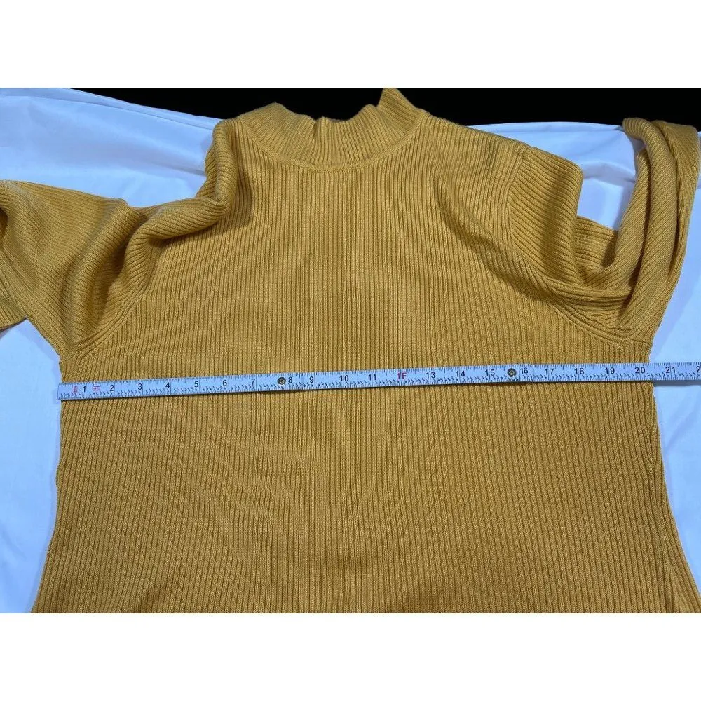 Croft & Barrow SKU 7731 Vintage Mustard Yellow Ribbed Knit Turtleneck Sweater Si - Image 3