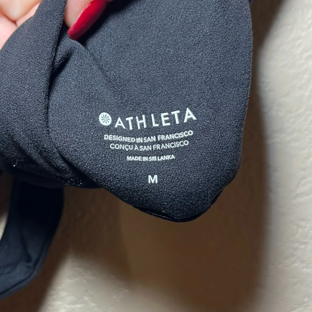 Athleta Conscious Cut Out Crop Top Sports Bra - Image 6