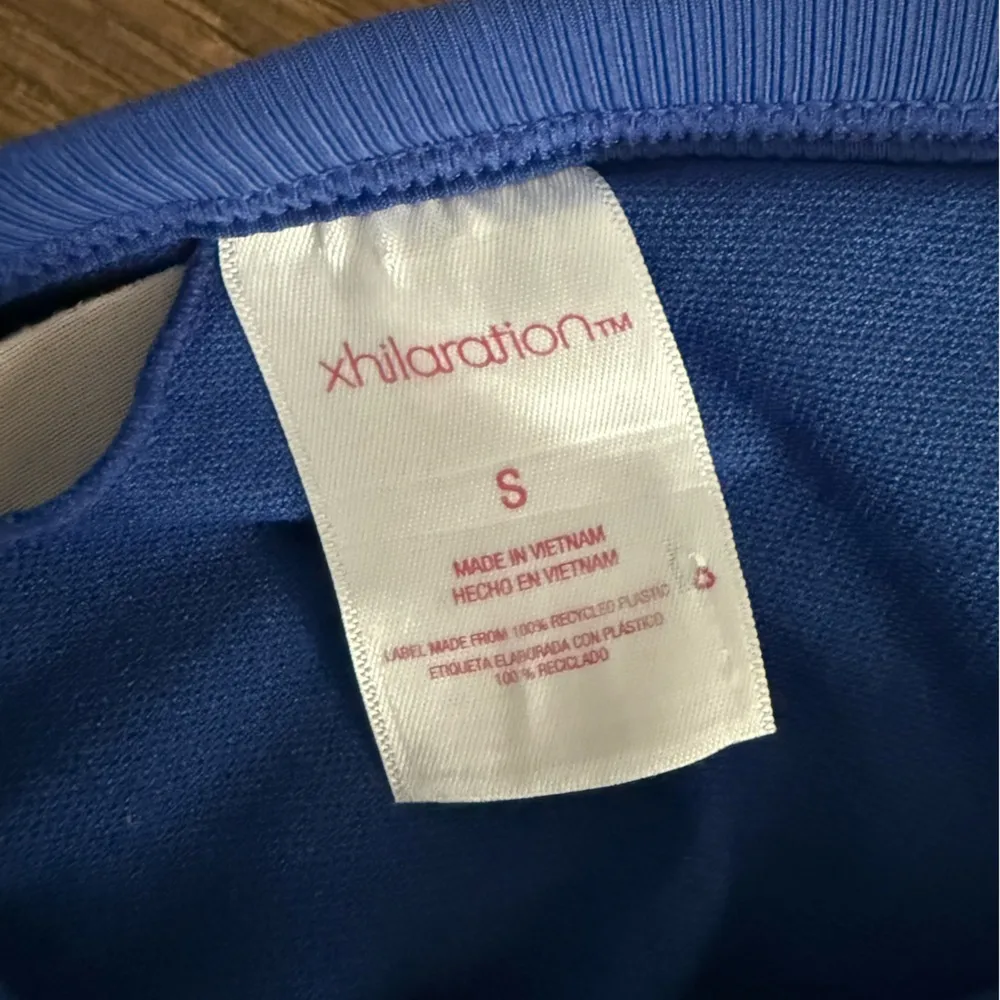 Xhilaration Junior’s Blue Ribbed Triangle Bikini Top - Image 3