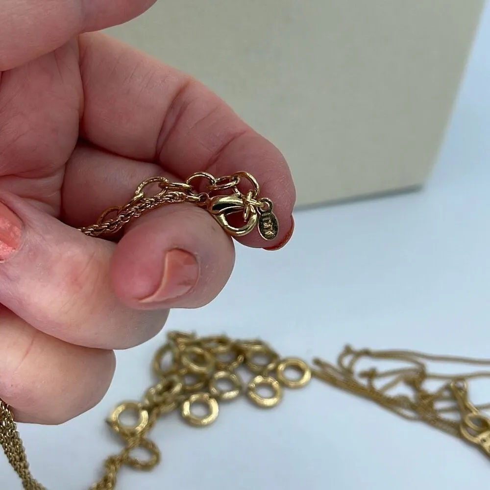 Anne Klein gold colored layered circle pendant necklace. - Image 5