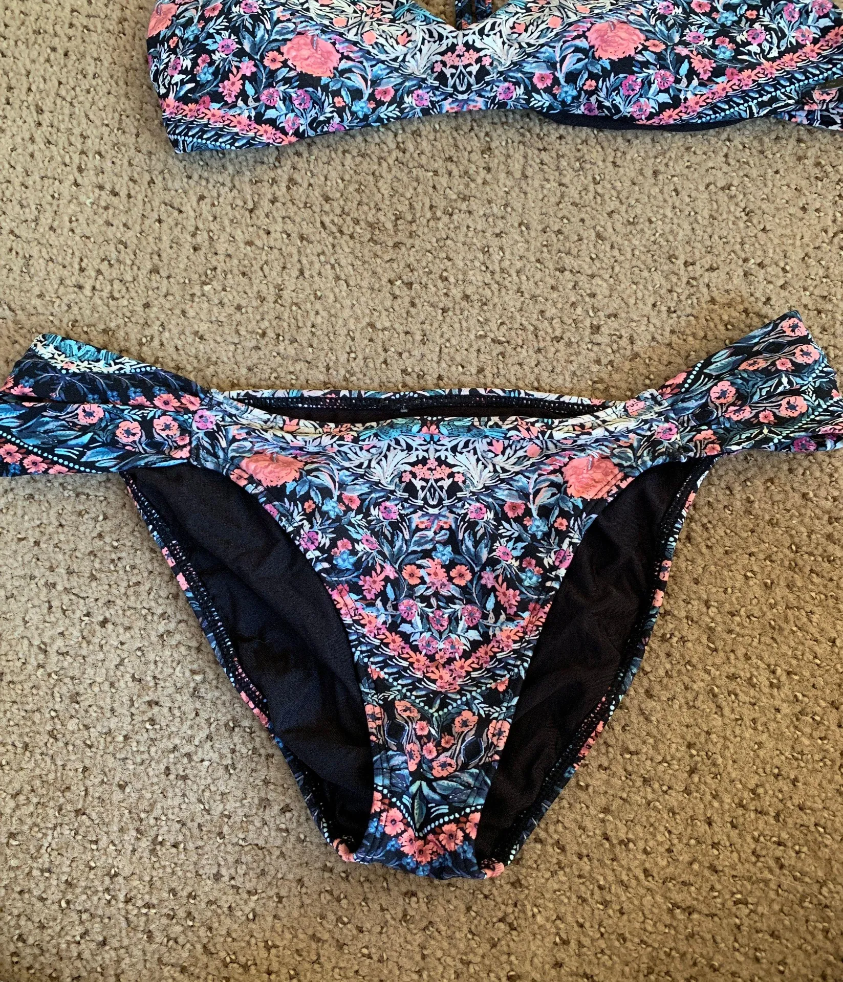 O'Neill Bikini - Image 3