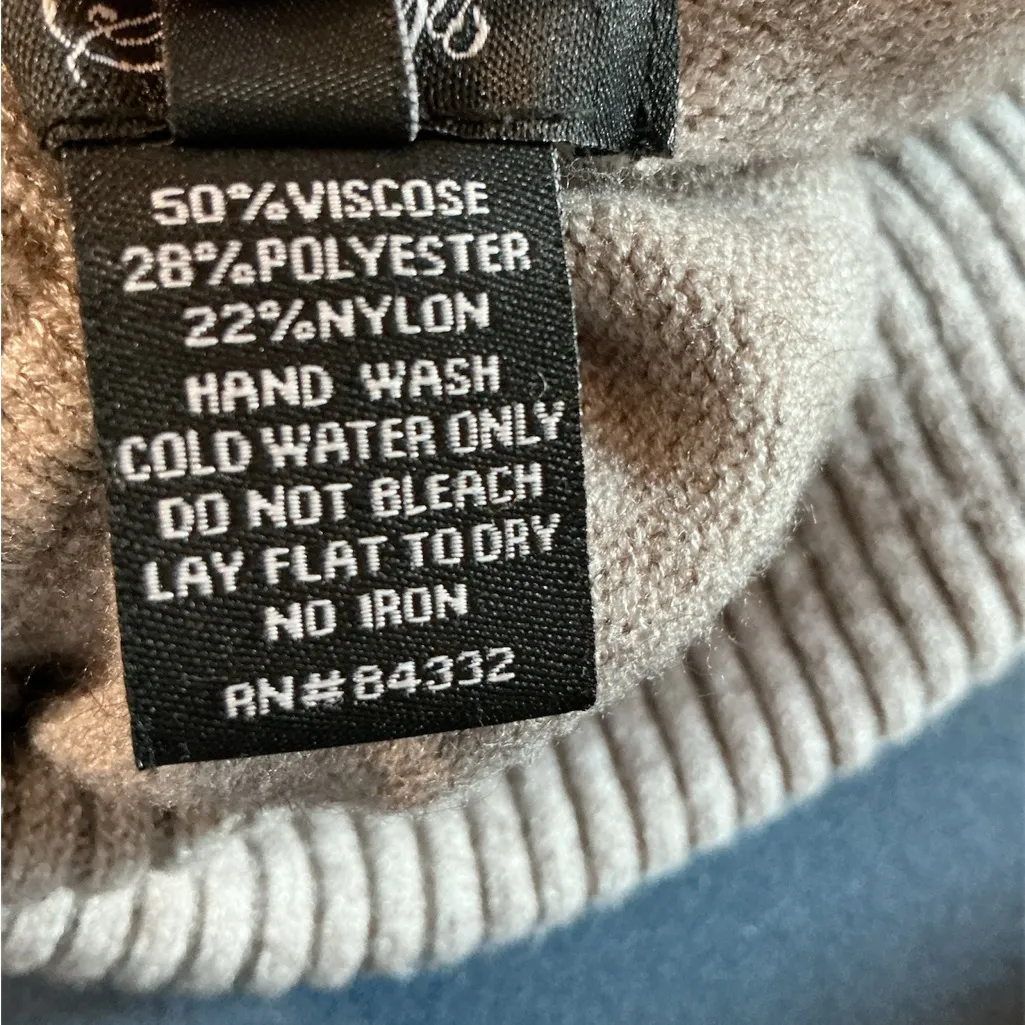 Women’s Gray Cowl neck Poncho‎ Sweater Size L - Image 5