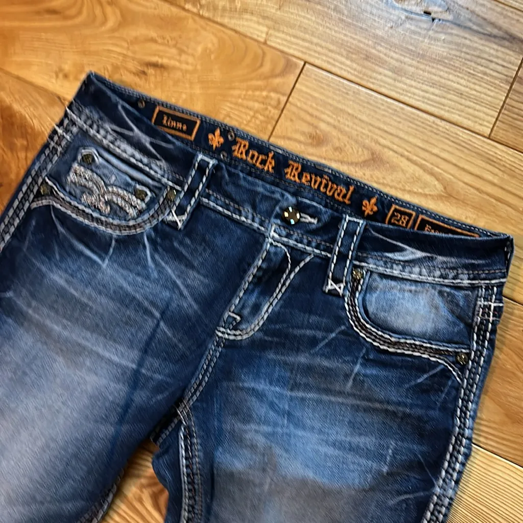 Rock Revival “Linne” Easy Crop, Sz 28 - Image 3