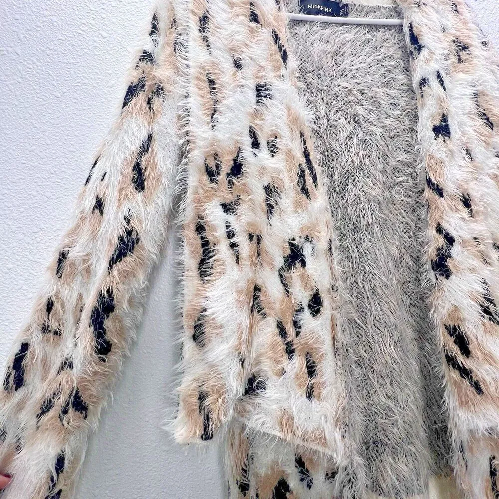 MinkPink Zippora Cream Animal Print soft luxury Wrap womens  Sweater size XS - Image 6