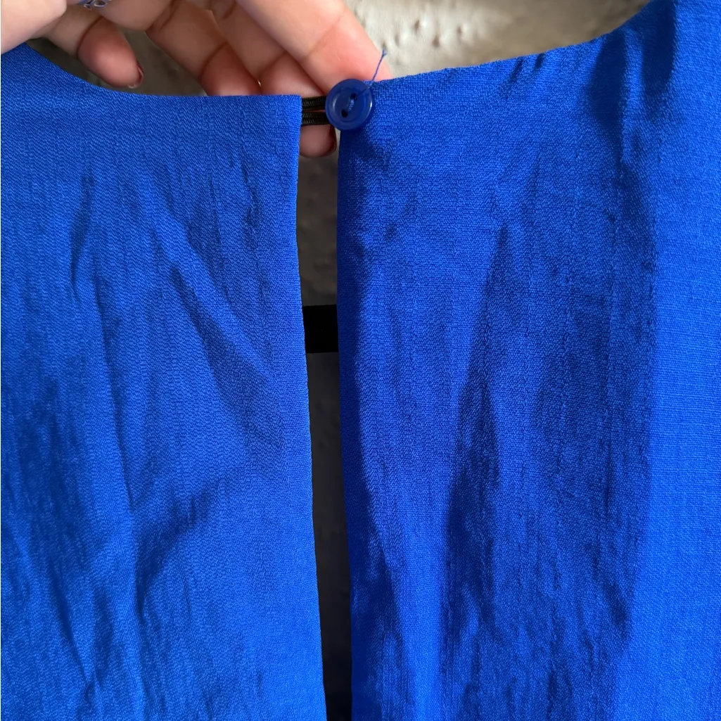 Bella and Blue Tie - Image 8