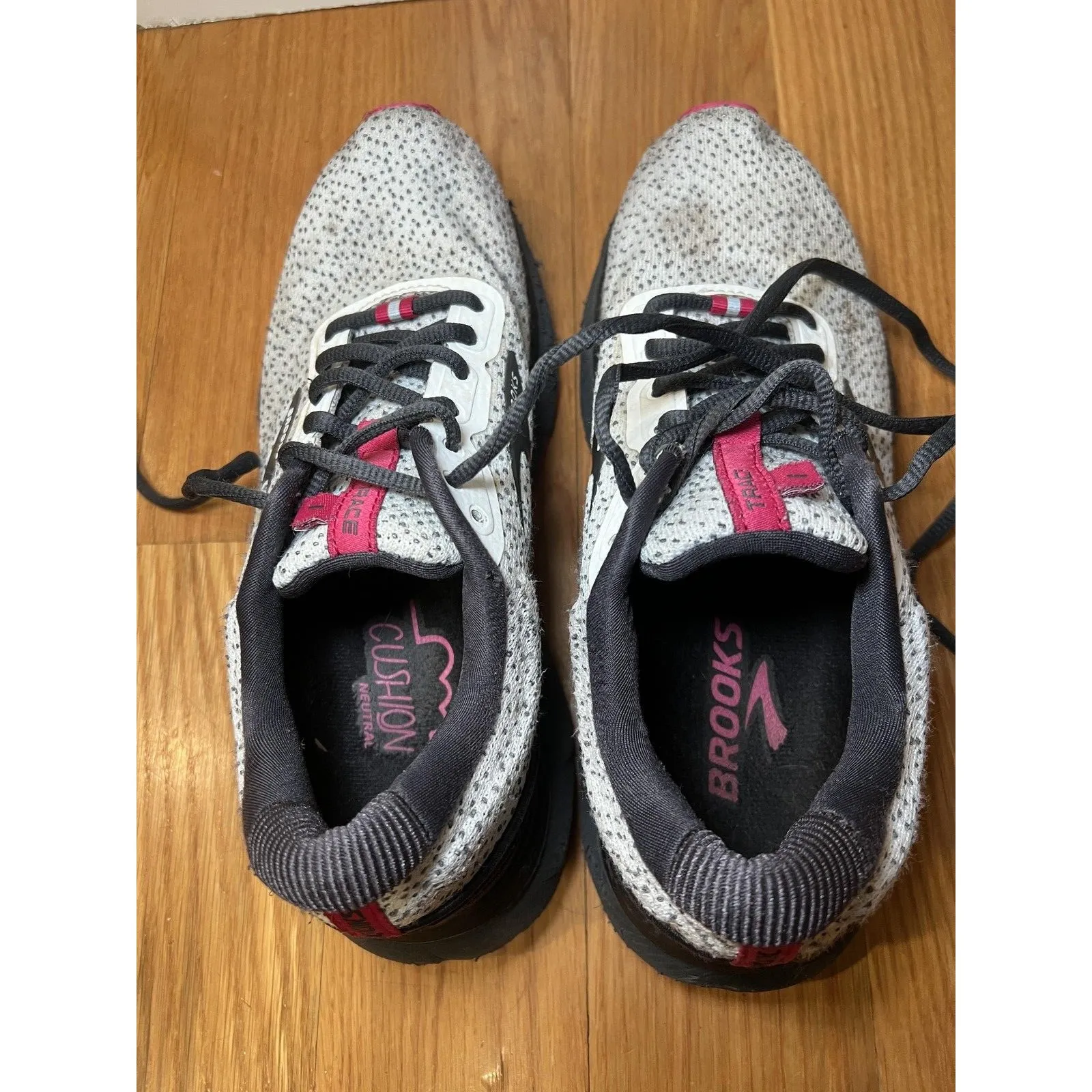 Brooks Shoes Womens Size 8 Gray Pink Mesh Athletic Running Sneakers 1203511B057 - Image 9