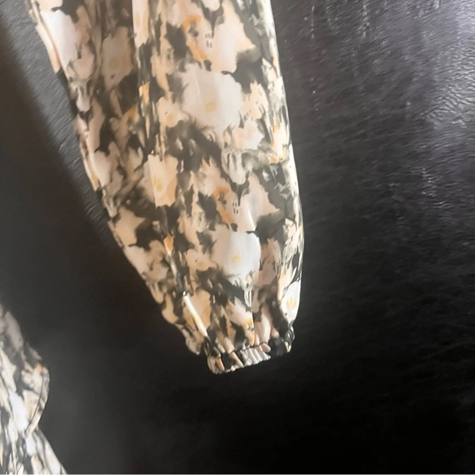 Guuleen Black And Cream Romper Size Small‎ - Image 6