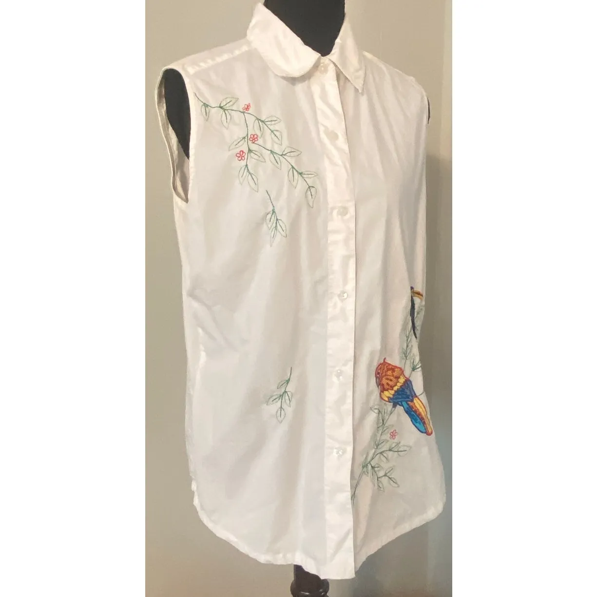 Kim Rogers Sleeveless White Embroidered Bird Blouse Cotton Button Front M Resort - Image 11