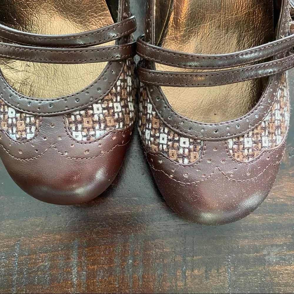 Tweed Professor Heels - Image 3
