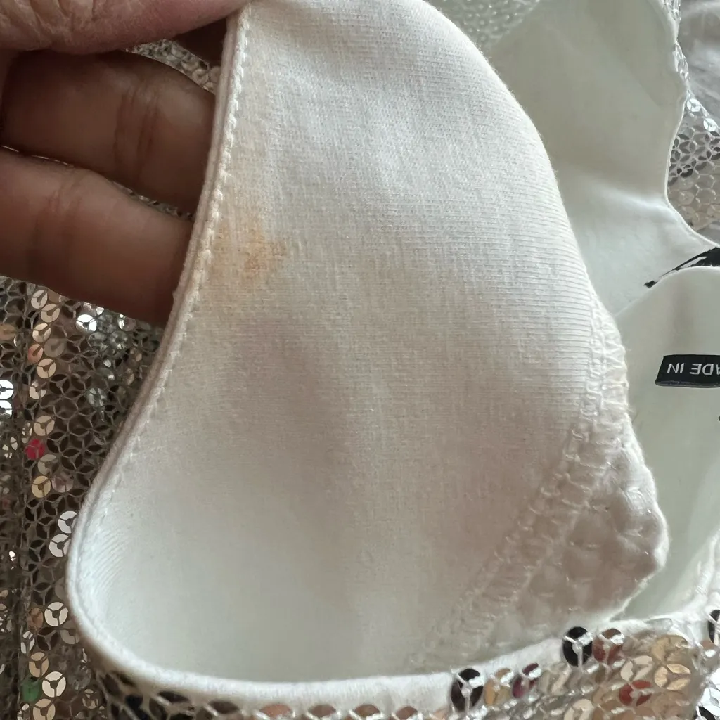 THE KOOPLES Silver sequined t-shirt, Size Large NWT short sleeve crew neck - Image 9