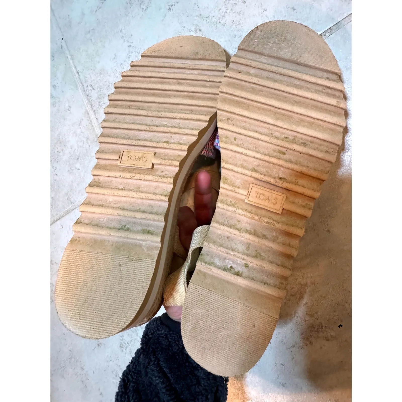 TOMS Women's Platform Wedge Espadrille Sandals Size 10 W Multi Color Tribal - Image 3