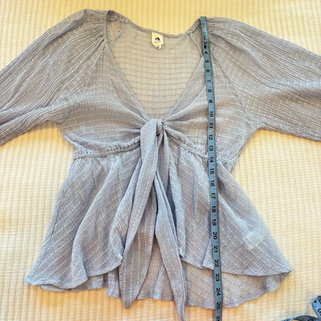 Flawless Babydoll Front Tie Sheer Textured Light Blue Peplum Women's Top Size M - Image 8