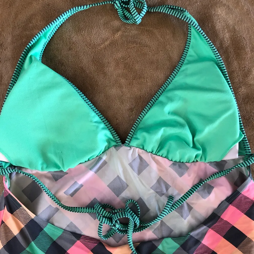 Arizona Jean Co bathing suit top. Size XXL in juniors. Used in good condition. - Image 4