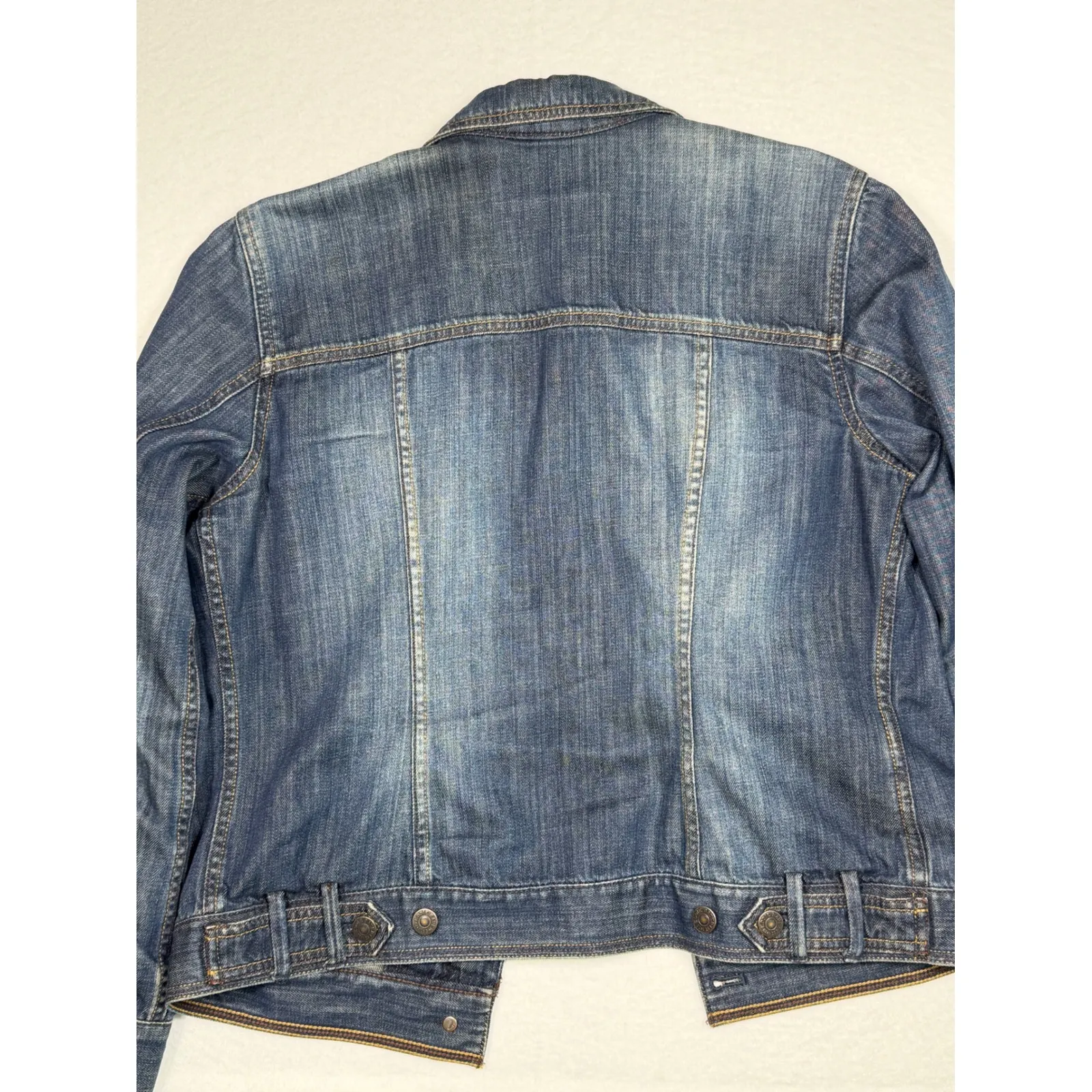 Eddie Bauer Womens Denim Jacket Blue Classic Trucker Style Medium - Image 7