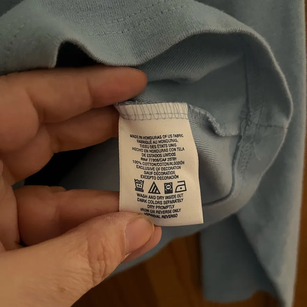 Tommy Hilfiger Light Blue long sleeve tee size xl vtg y2k - Image 5