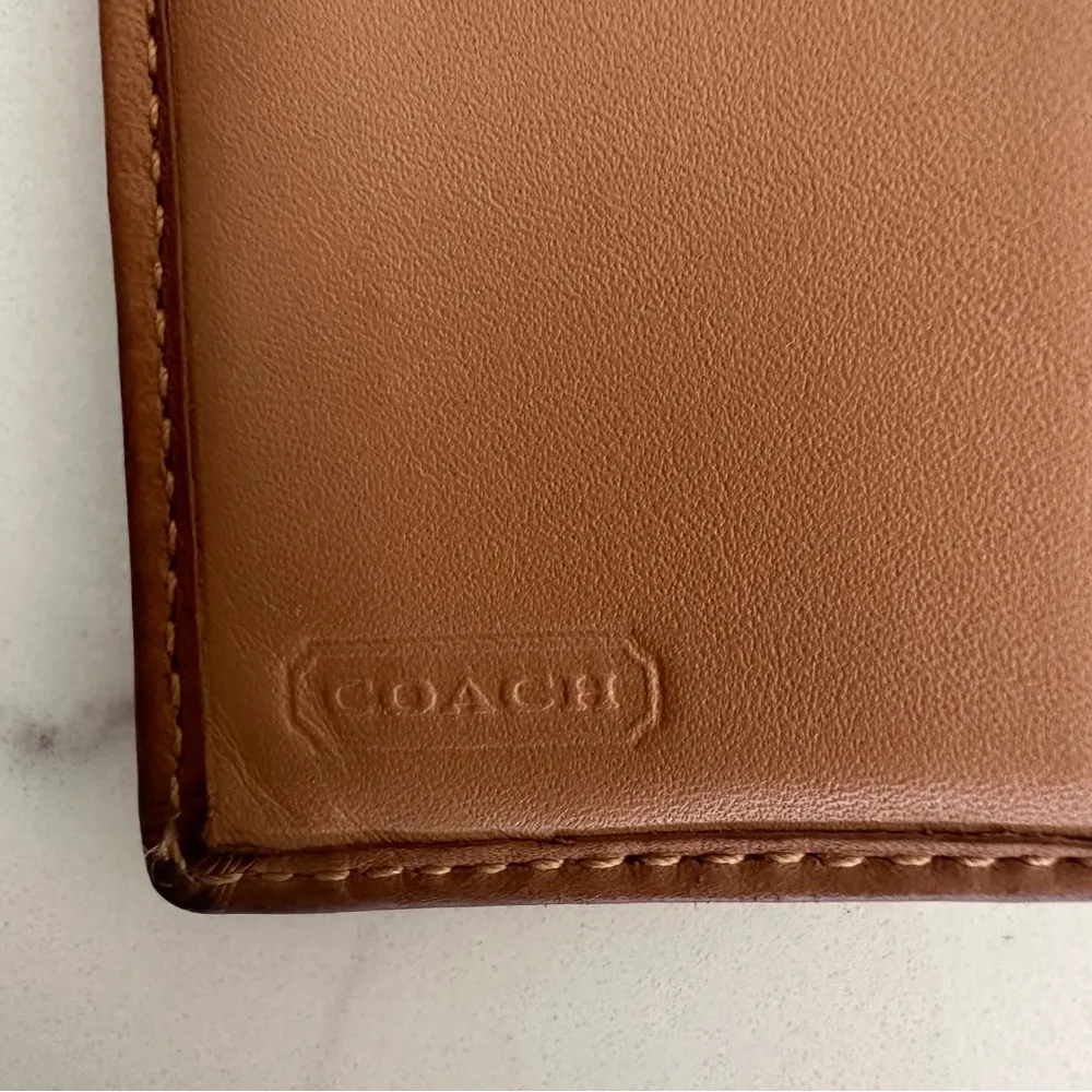 Vintage Coach Leatherware Trifold Wallet in Jacquard Fabric in Tan and Brown - Image 4