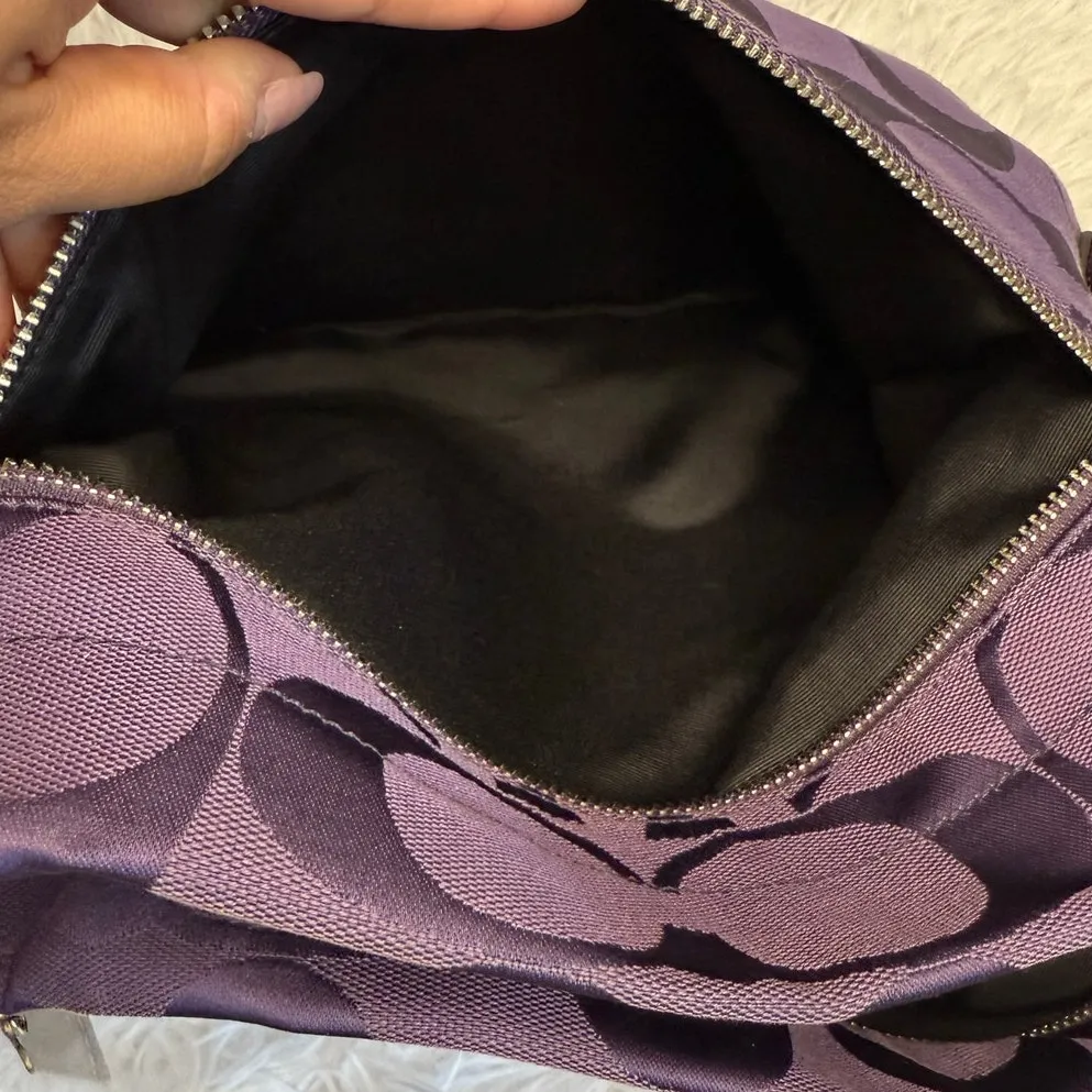 COACH 2010 Purple Signature Duffle Shoulder Bag - Image 10