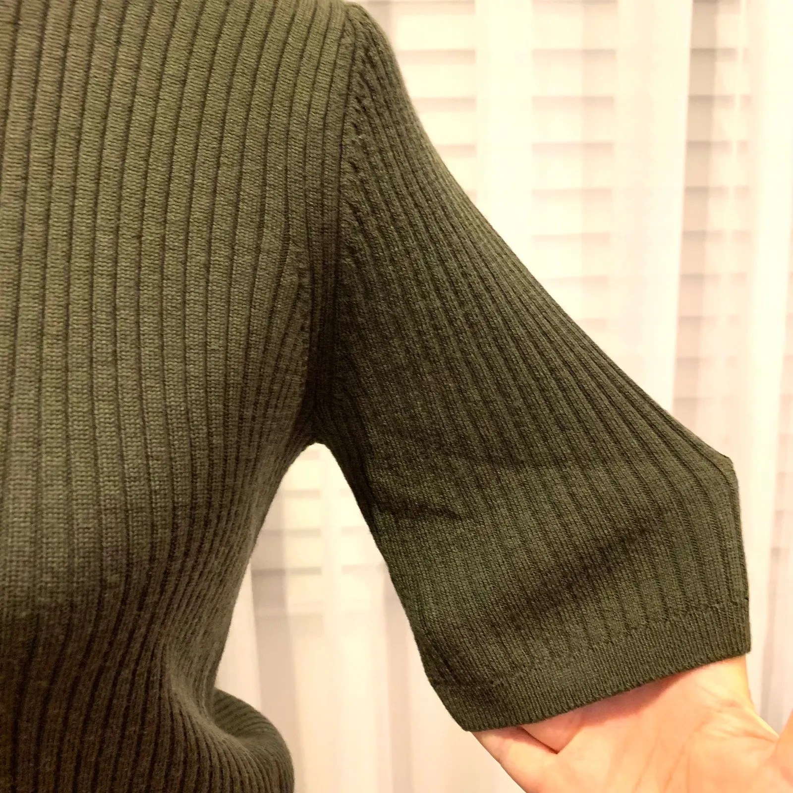 Uniqlo Merino Ribbed Sweater Half Sleeve in Olive Green - Image 3