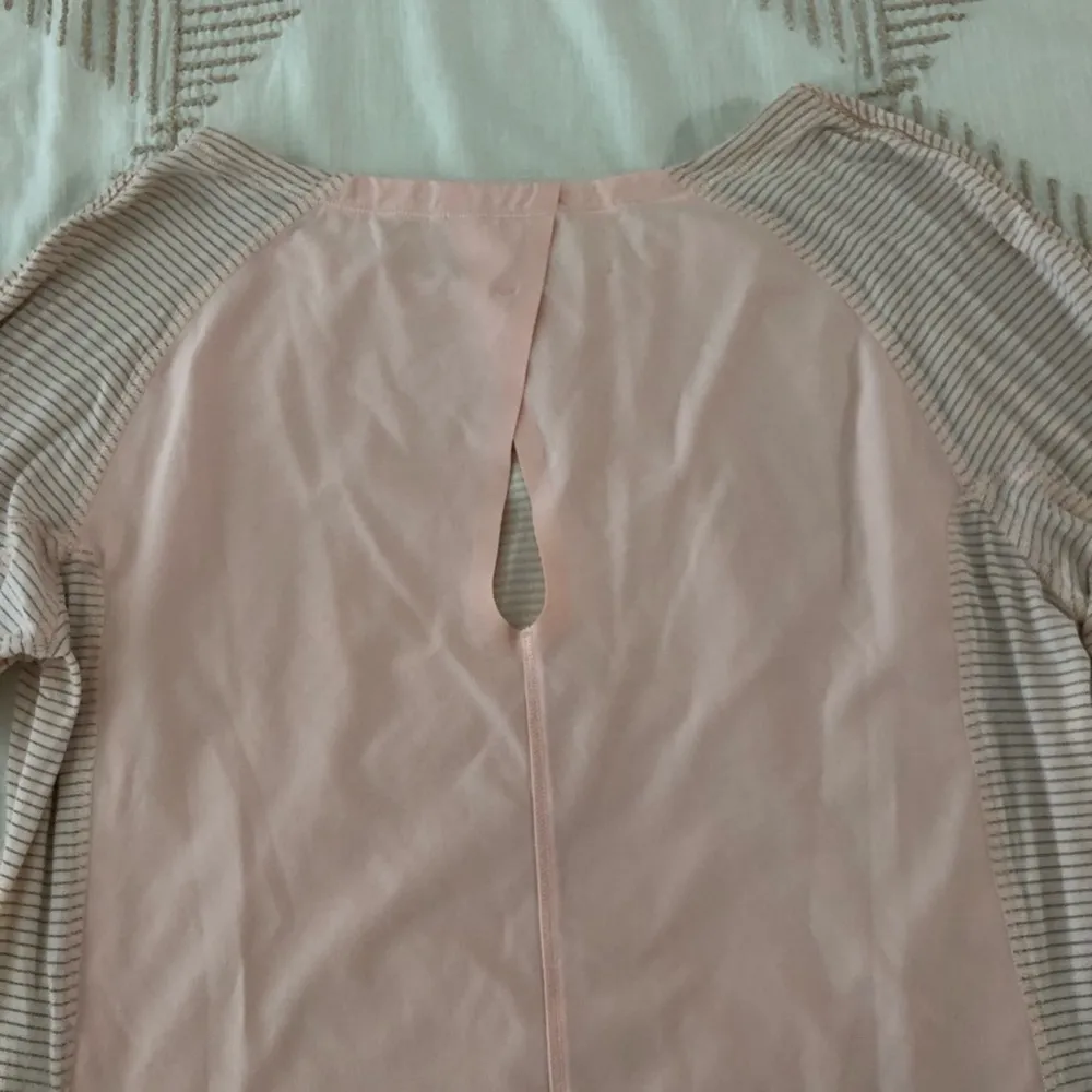 Lululemon Keyhole Back Long Sleeve Tee - Image 8